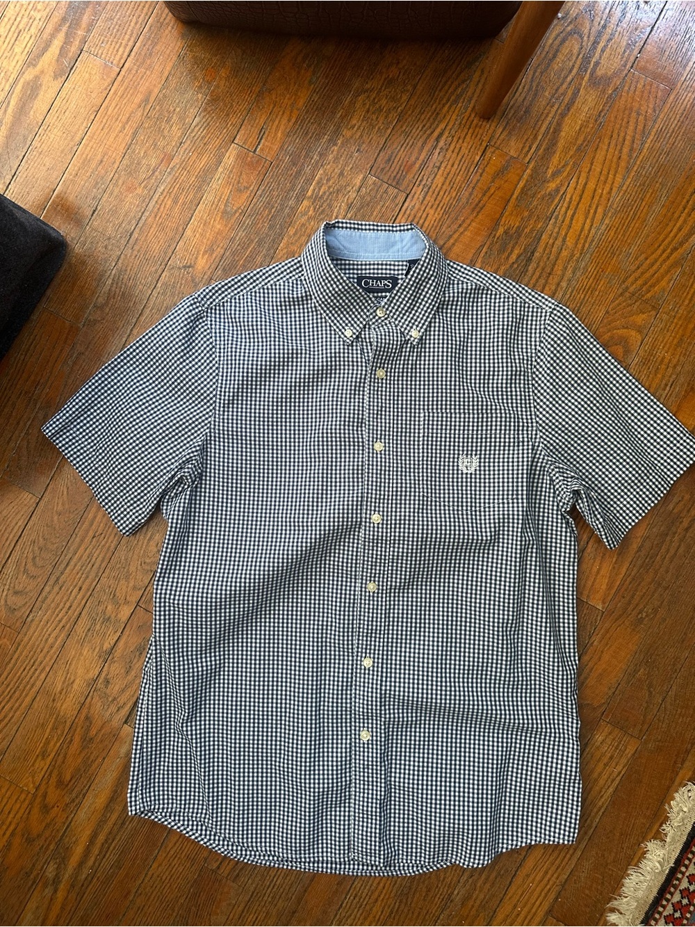 Chaps Men’s Navy and White Gingham Short-Sleeve Button-Down Shirt